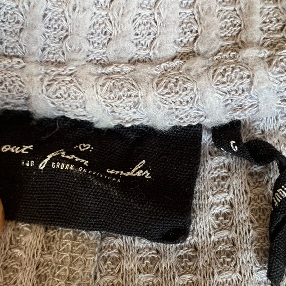 Urban Outfitters Out from Under Waffle Knit Button Down Sz L - Picture 6 of 6